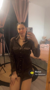 Toute Mignonne Et Sage… Jusqu’à Ce Que Tu Sois Abonné