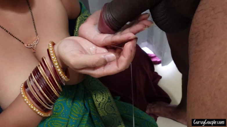 CurvyCumCouple69: Sari, femme au foyer indienne sexy, pipe