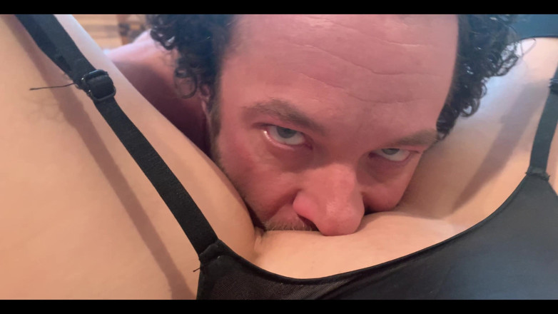 Sensual productions: Ik hou gewoon van poesje eten
