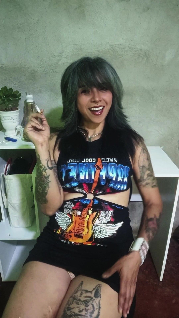Casia Castro: Ven a fumar conmigo