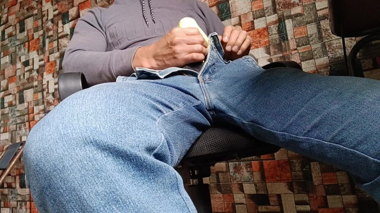 Hornyboy2058: 정액 모음집, 괴물 자지로 자위