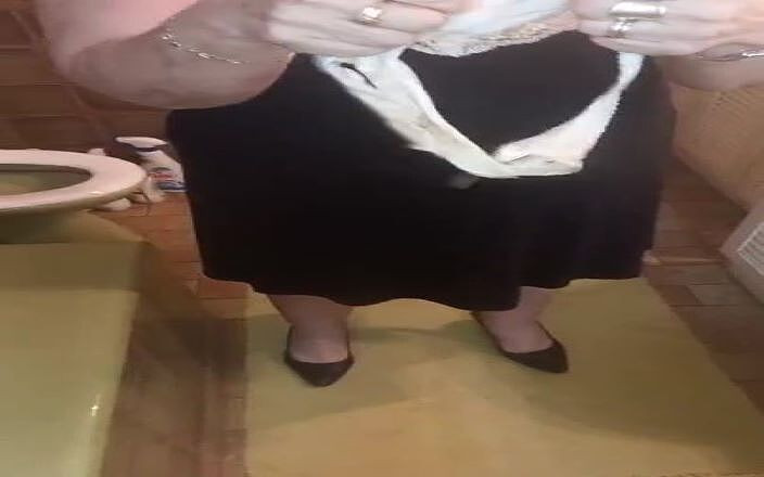 Lady Chloe: Joi francais - пасинок нюхає трусики мачухи - французьке відео аматорка