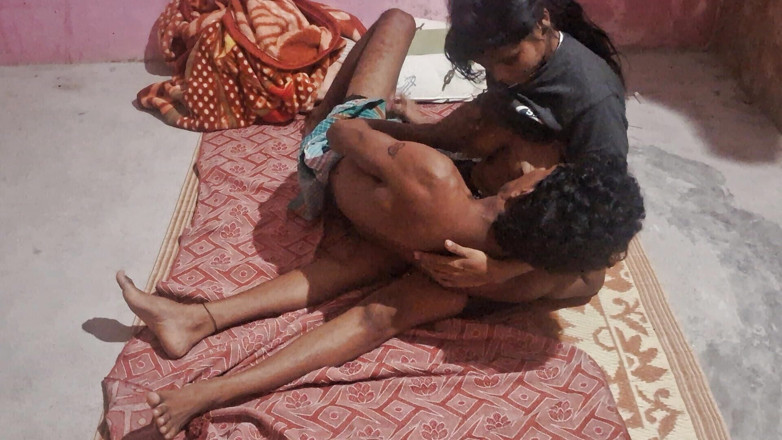 Beguma09: Gozada nos peitos da meia-irmã - sexo hardcore com meia-irmã