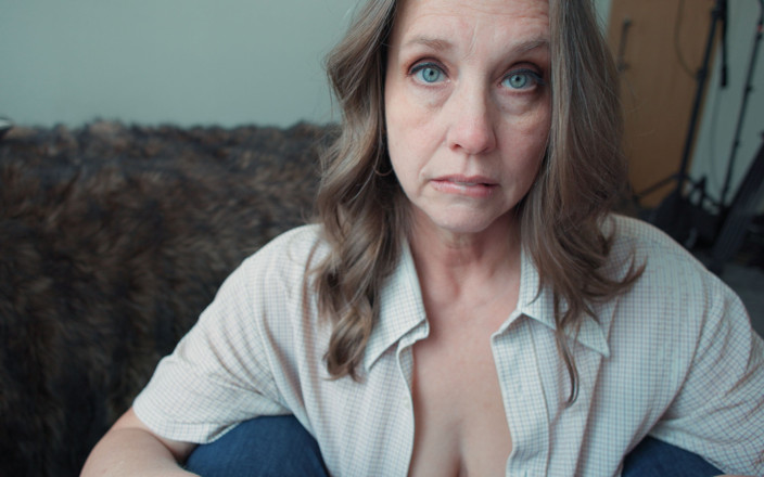 Sex Over 50: Muie în culise