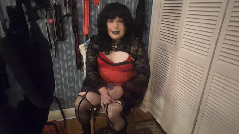 Tongue Lashor 69: Red Domme JOI