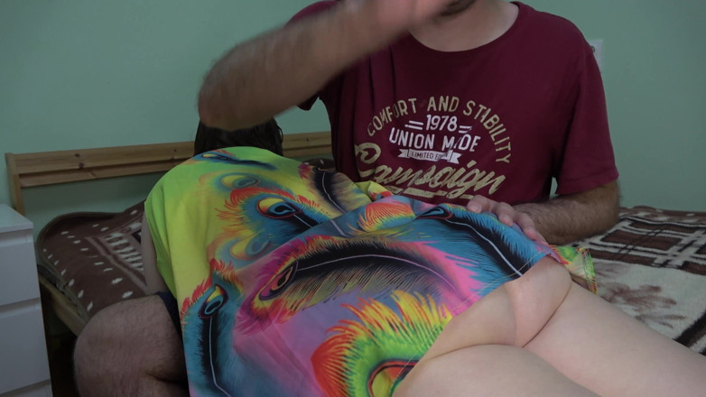 Anna Sky: Heißes Spanking Mit Anna Und Ihrem Arsch