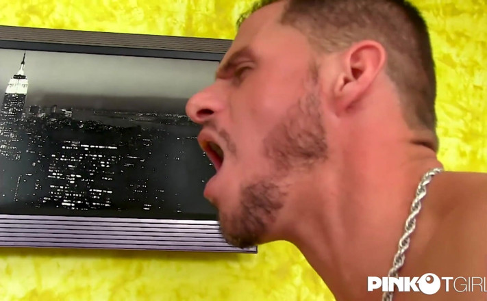 Pinko TGirls: La trans nanda Molinari viene scopata senza preservativo, orgasmo e...