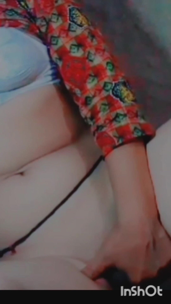 TricolorMusic3: Video mms gadis india india lagi asik fingering memeknya dan...
