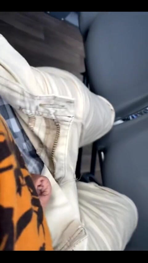 SniffHeadGER: În autobuzul 1