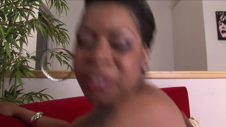 Black Sinner: Černý zralý pár šukání kundičky