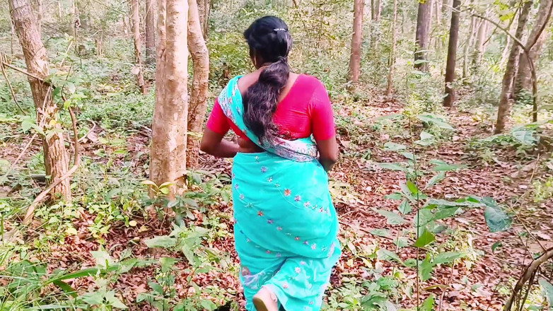 Telugu honey lips: Indyjski seks na zewnątrz. Sprośne rozmowy w telugu.