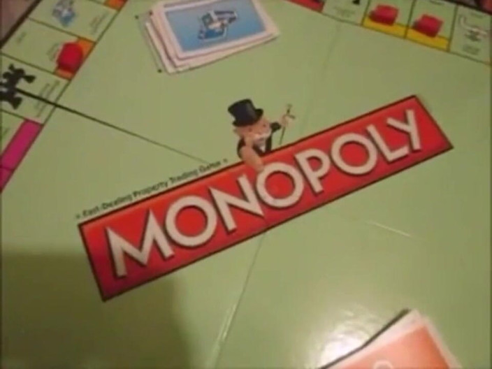 Fat Goddes: Ehefrau verliert bei Monopoly und verkauft ihre muschi für einen...