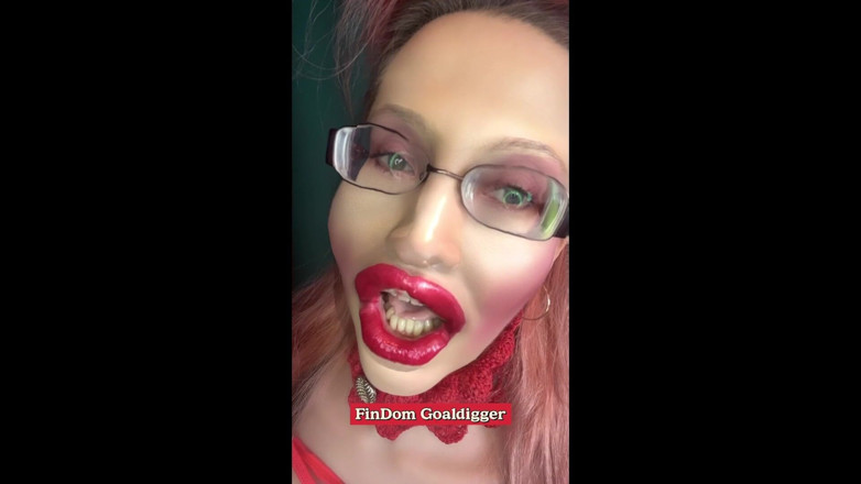 FinDom Goaldigger: Elle se fait humilier !