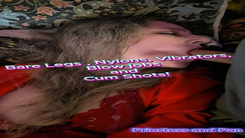 Elaras Pan: Elara, die mit ihrem Federvibrator spielt, führt zu einem Nylonnecken...