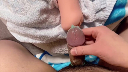 Medical student Hiro: Студентка мастурбирует фонариком в любительском видео