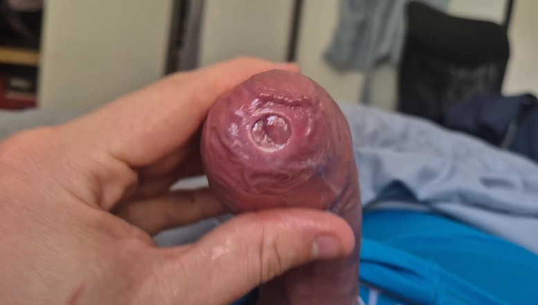 GloomyChase977: Phimosis polla precum gotear en primer plano