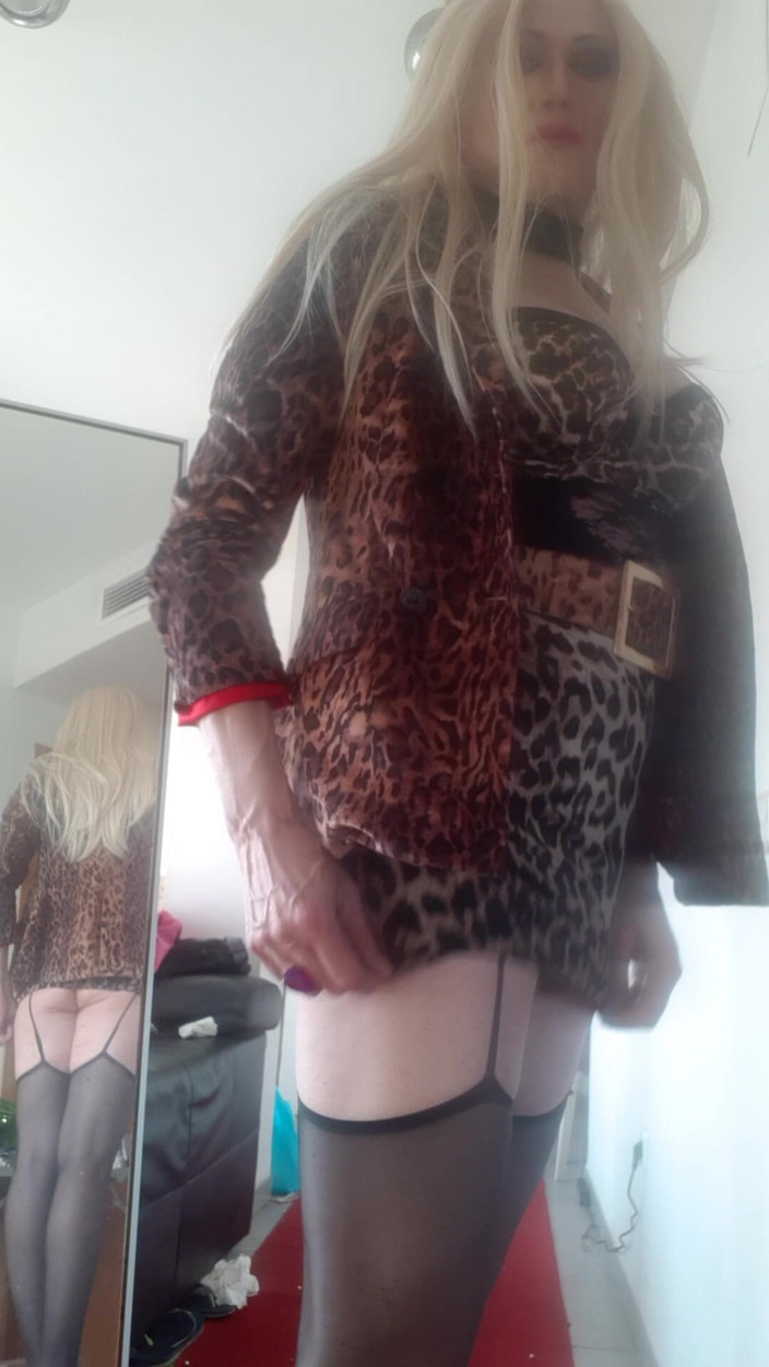 Tatiana Zorrita: Mature Blonde Trans