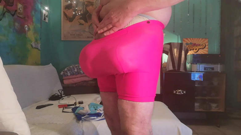 Monster_Meat_: Tentando se encaixar em pequenas marchas de lycra