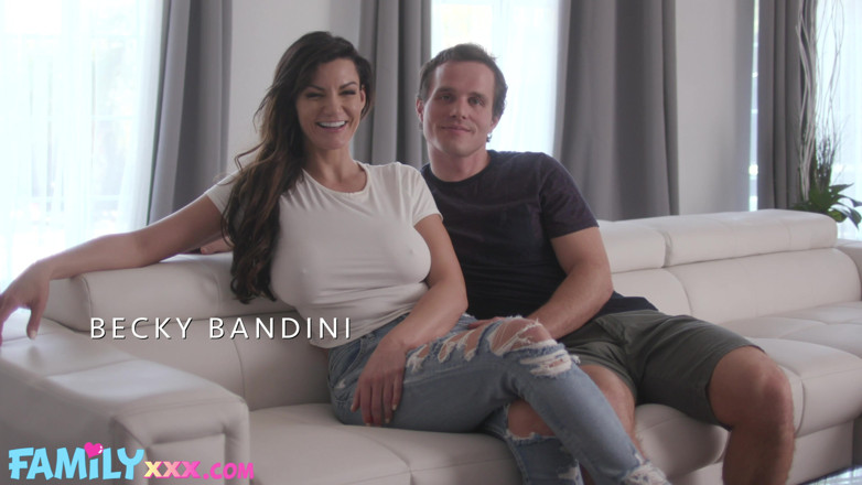 New Sensations: Hot For StepMom - Wawancara