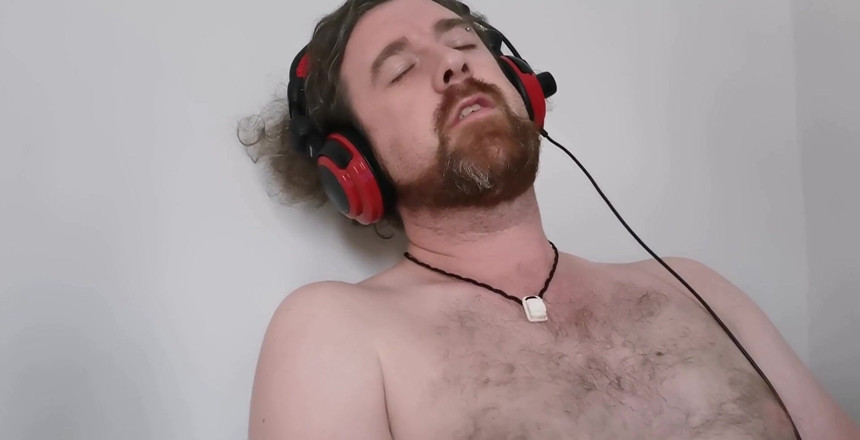 Dirty Talking Guy: Mein gesicht, während ich hart komme, beim porno gucken ....