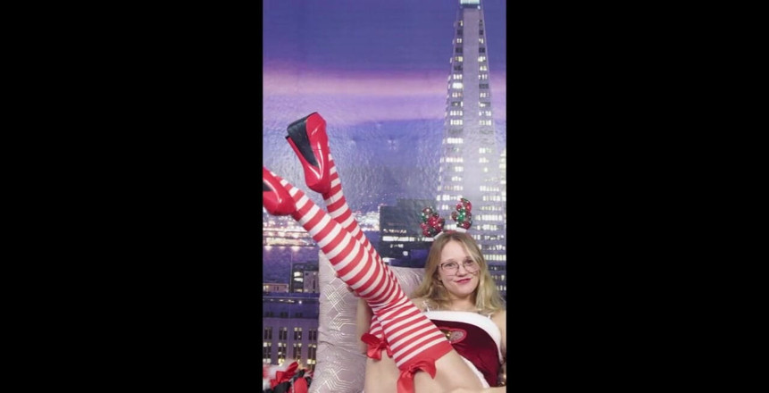LeniFuchs: Ik ben echt geil, zelfs met Kerstmis;-) Ik had een...