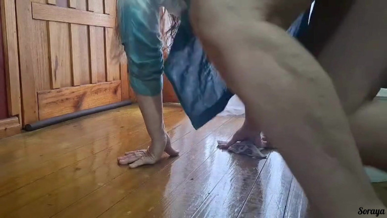 Priscila: J’ai installé une caméra pour voir ma belle-mère nettoyer le...