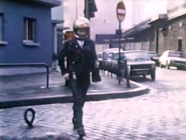 Tribal Male Retro 1970s Gay Films: kaamuk muththi ghusaana haath bhaag 2