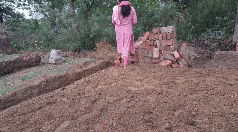 Sumaj: Une jeune Indienne avec un ami