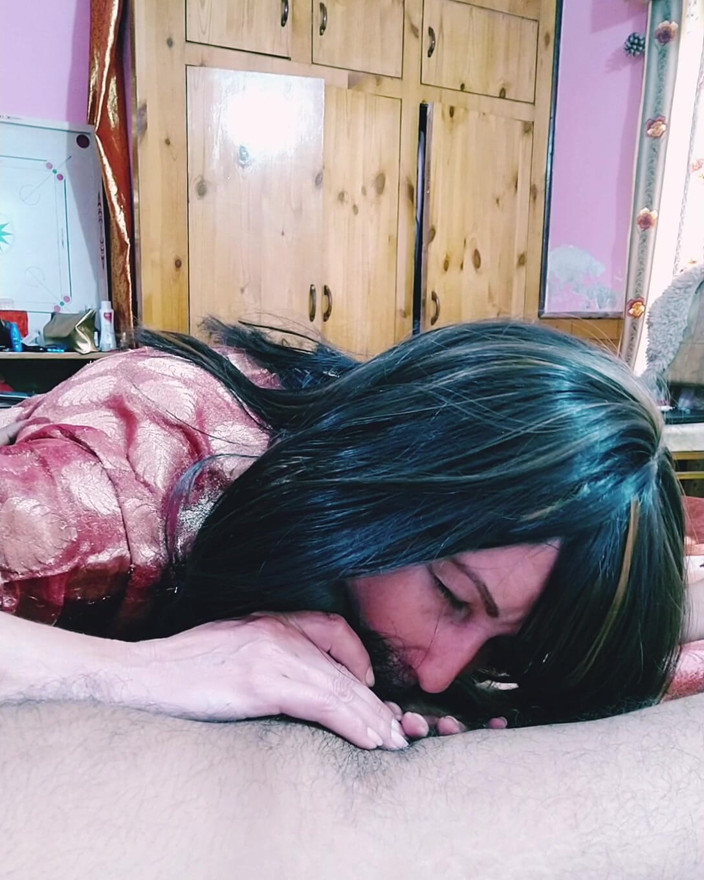 Bolly Karma: Menina de rosto perfeito em filme de sexo com tesão