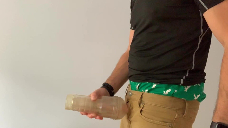 TJenner: Branlette avec mon Fleshlight