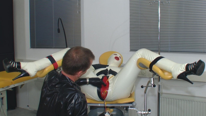 Rubber & Clinic Studio - 1ATOYS: Rubberslut on the gynchair part 1