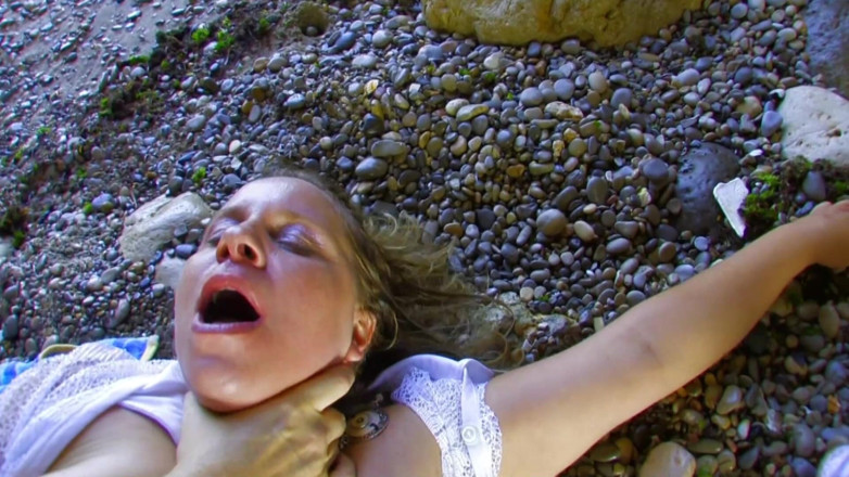 DARVASEX: Scène de nanas les plus sexy - 2 MILF blondes pulpeuses à forte...