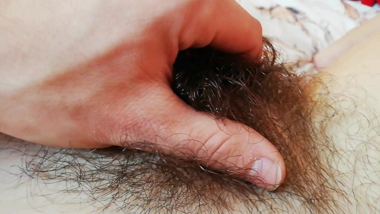 Cuteblonde666: Grande clitoride figa pelosa scopata e sborrata sul cespuglio primo...