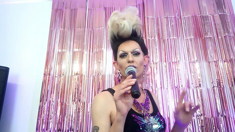 Alexalovesit: Sweet Transvestite封面
