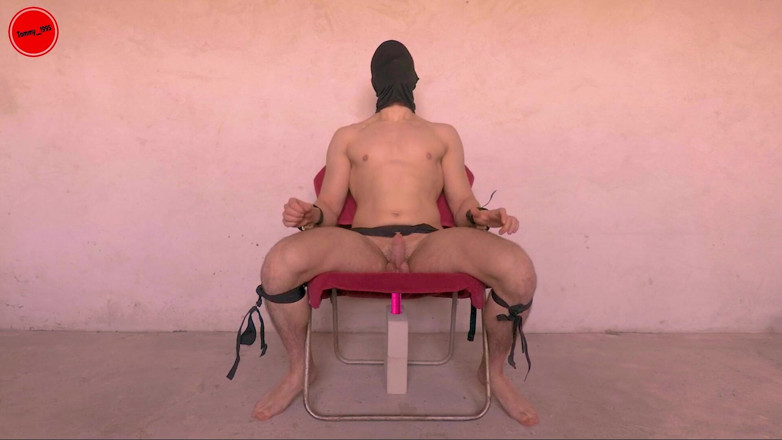 Tommy_1995: Cadeira BDSM - sonda anal de próstata contida e conduzida louca