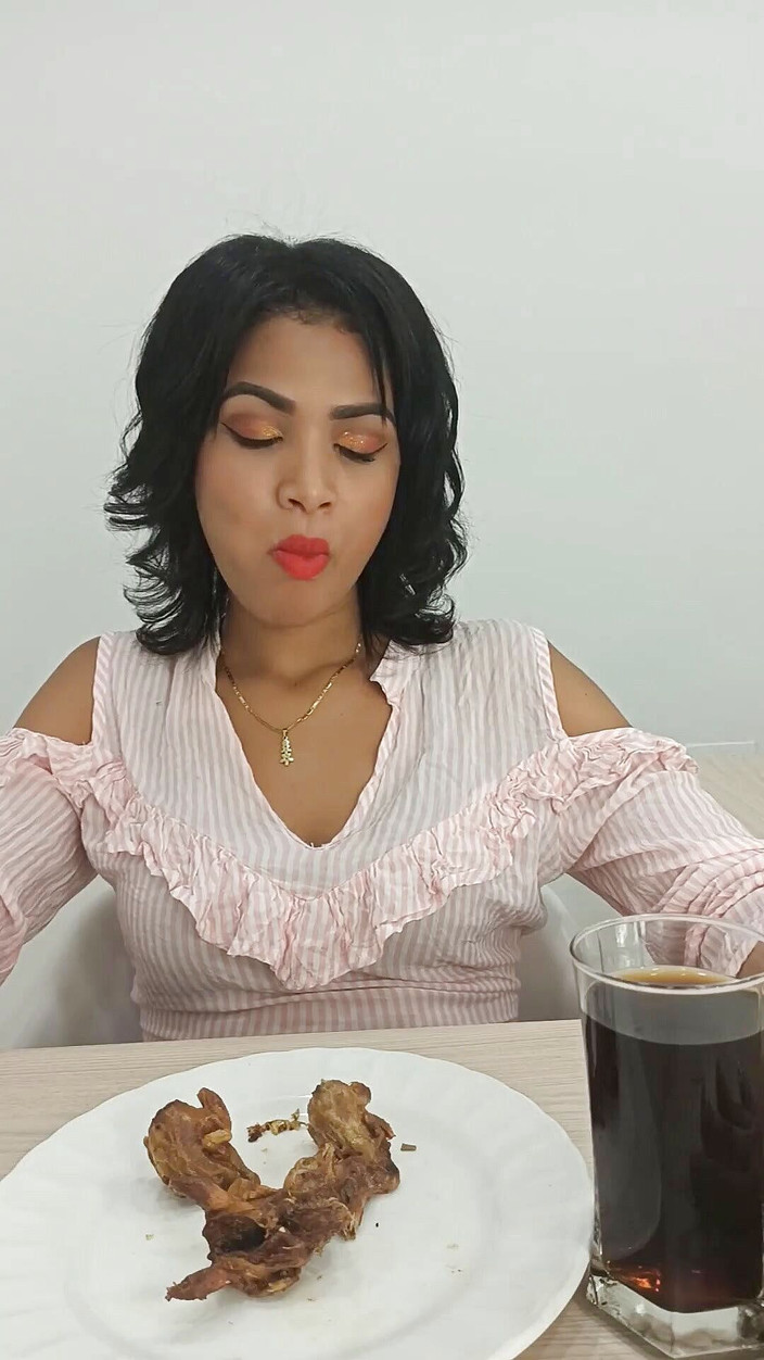 Xamy_97: 濃厚な鶏肉のように