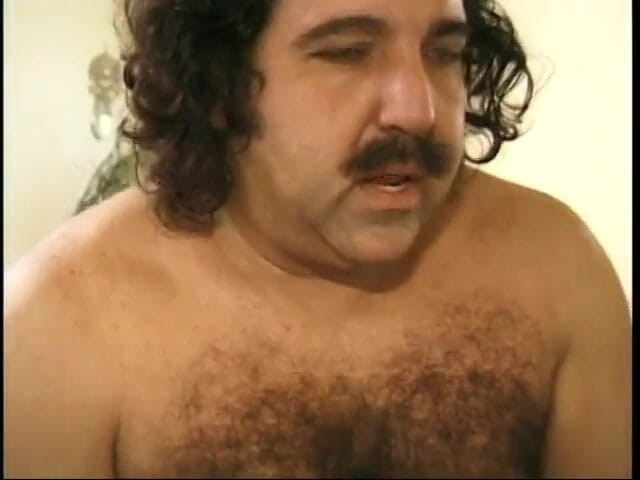 Meet my Pussy: 침대에서 흑인 창녀에게 따먹히는 포르노 전설 Ron Jeremy