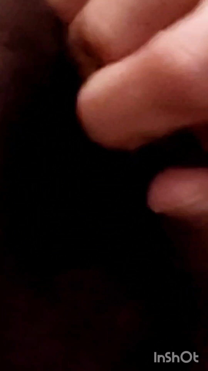 Grayalpha: Dildo in mijn kont (close-up)