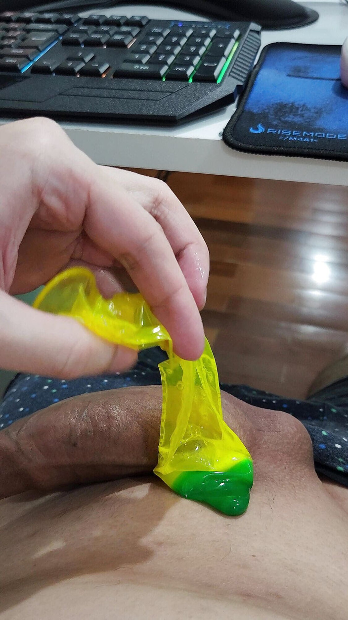 Lkdick8: Min kondom smutsig med sperma.