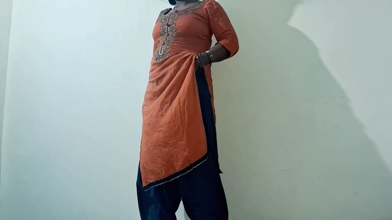 Raj pallvi: Huge Boobs Indian MILF Strips to Stepson