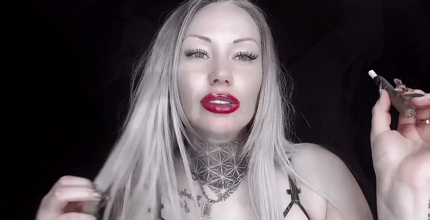 Goddess Misha Goldy: Correzione giornaliera per affamati di le Mie labbra! Parte 13