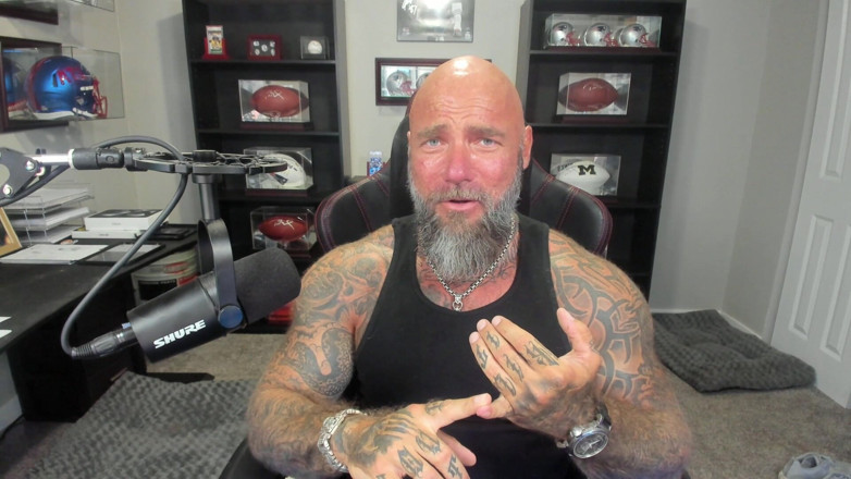 Raw and Uncensored with Masculine Jason: Il demone del sesso!