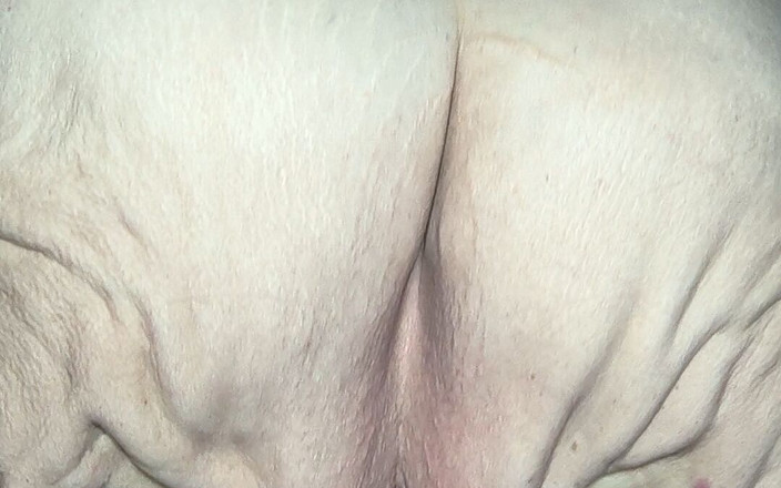 HerculesnVENUS: Sexy Whores a Pissing and You Gave Her a Hard...