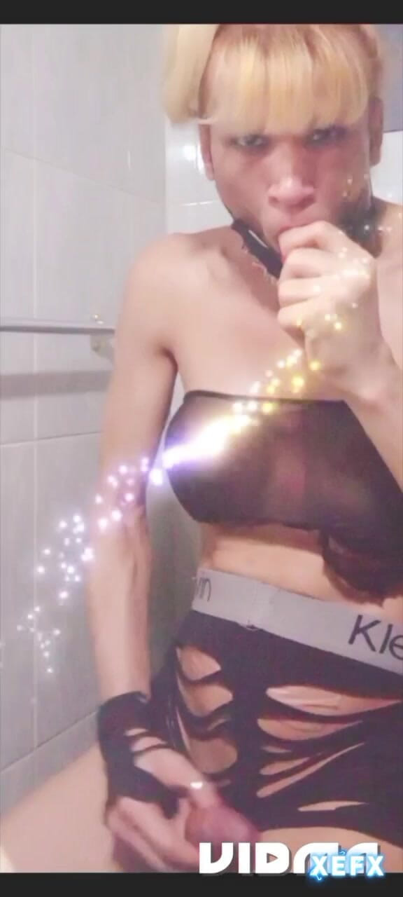 Laratransexualbarcel: Laratransex Masturbation