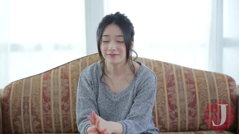 Asian happy ending: Sweet asian teen is having a nice time at the...