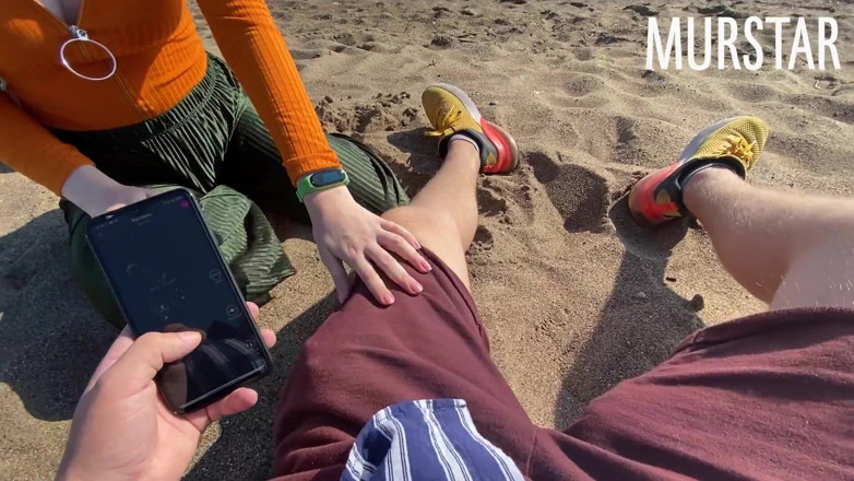 Toma Mur: Сучку возбудила интерактивные игрушки и отсосала на пляже || Мурзвезда