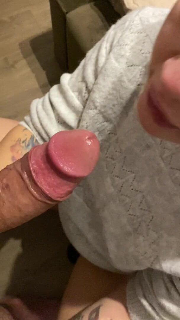 SassyTiff: Abang tiri bikin abang tirinya telan sperma