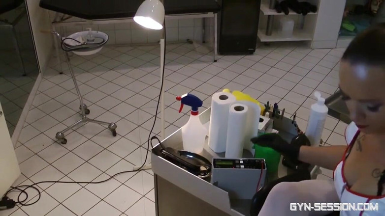 Amator Media: Comtesse la Moet - verletzte teil3