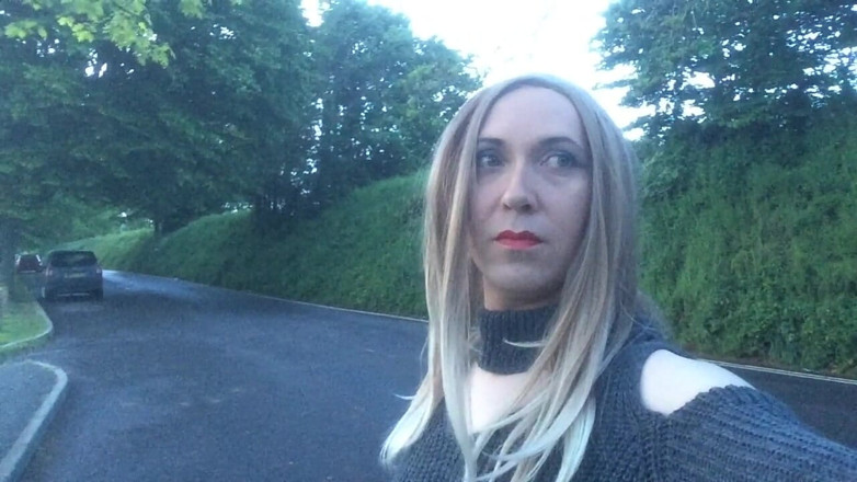 The Midnight Minx: Blankziehen auf dem fußballplatz