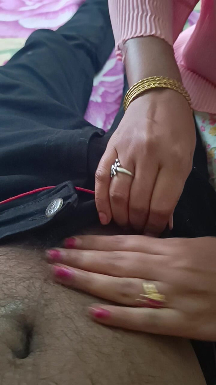 Decent couples: Những khoảnh khắc bí mật với người giúp việc nhà...
